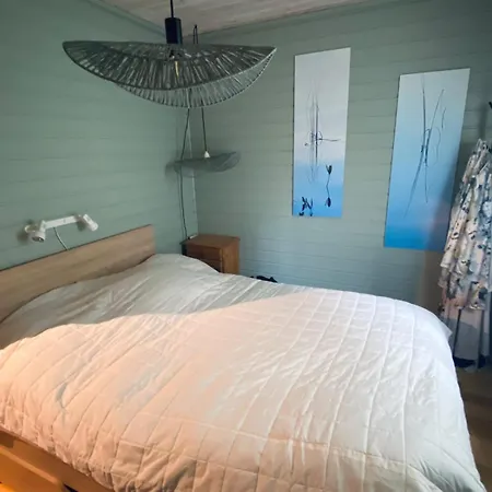 Ferienhaus By Oppstrynsvatnet, Hjelle *